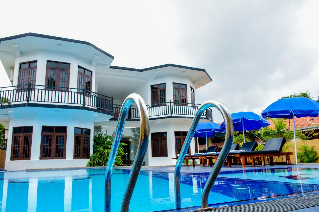 Ocean Glory Hotel Ettukala エクステリア 写真