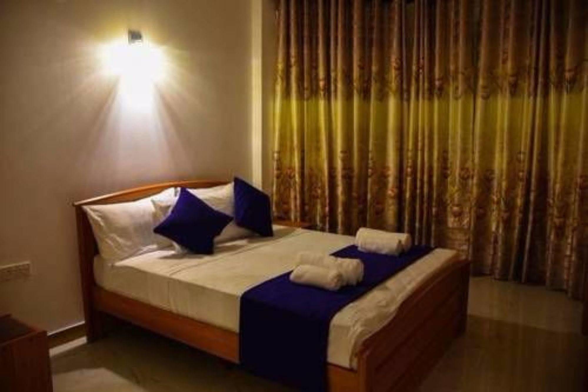 Ocean Glory Hotel Ettukala エクステリア 写真